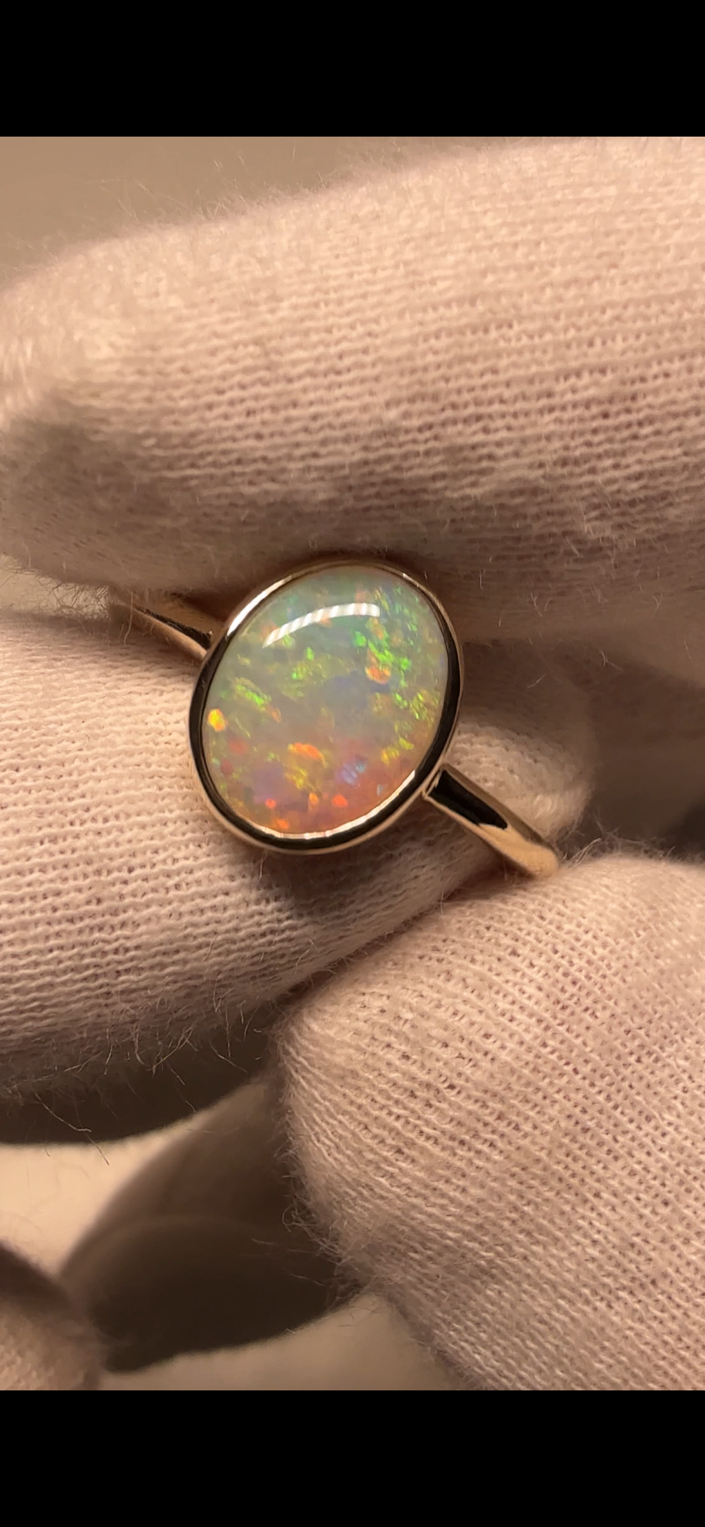 GOLD RING GR31