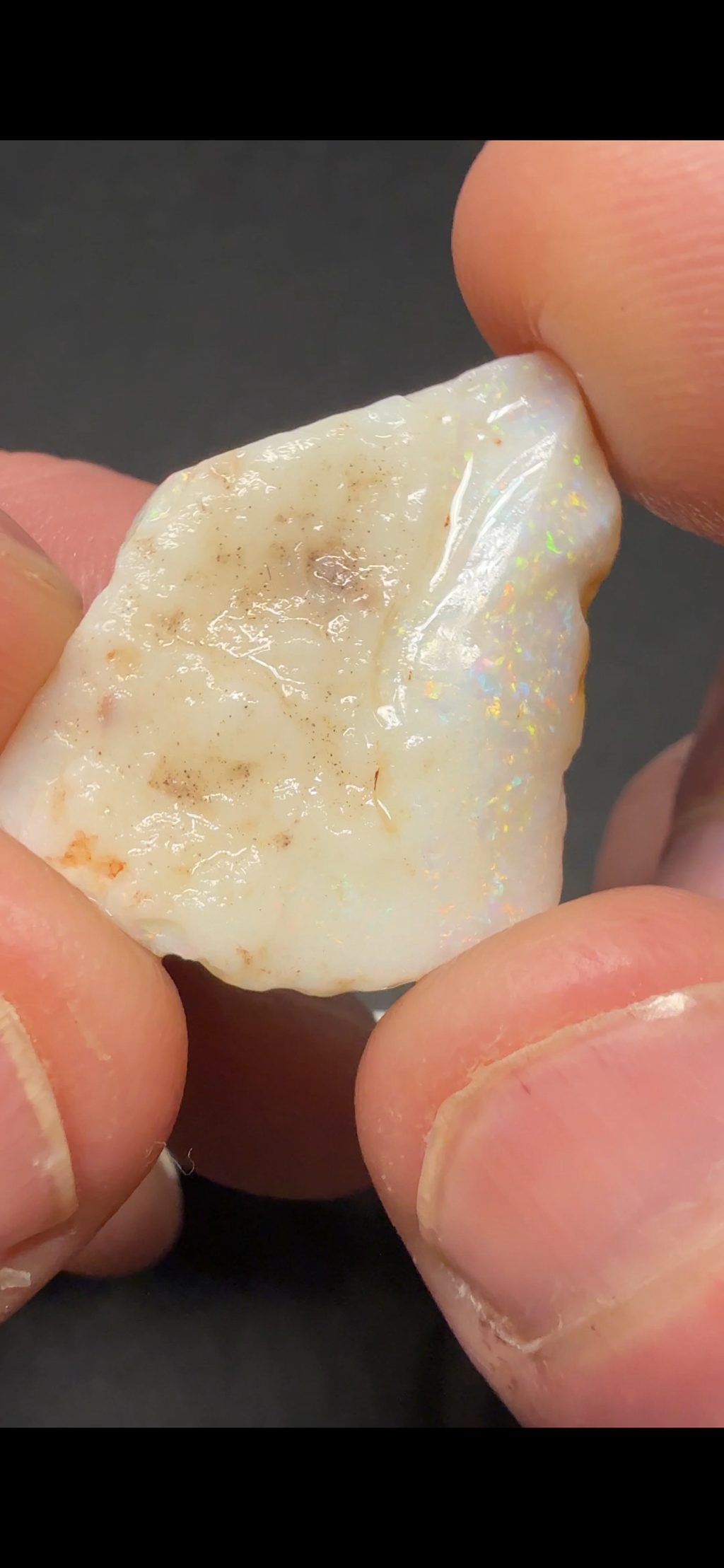 20.70CTS BLINGING BRIGHT SINGLE STONE CHUNK ZHP4
