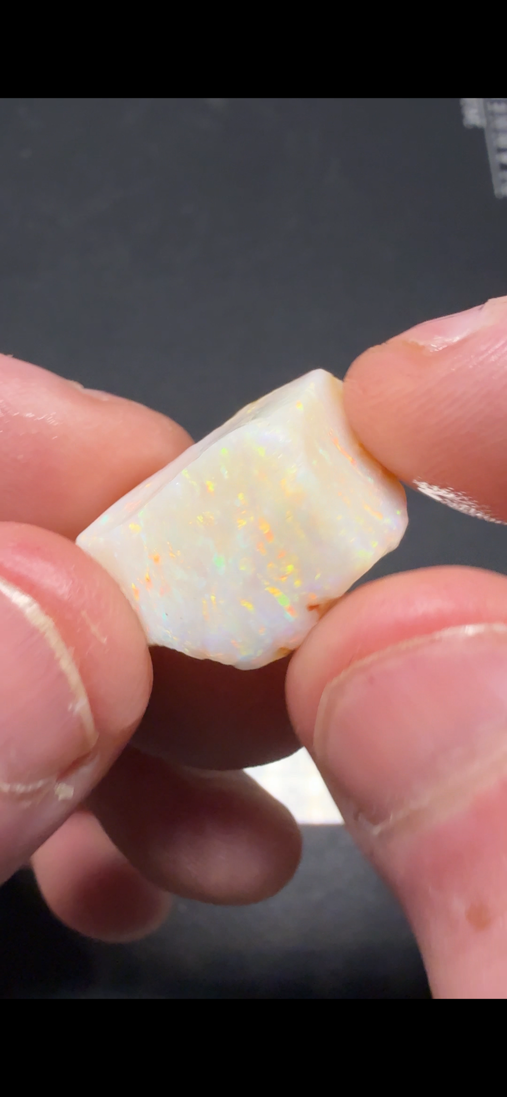 21.10CTS CHUNKY CUTTER SINGLE ROUGH STONE HPT2