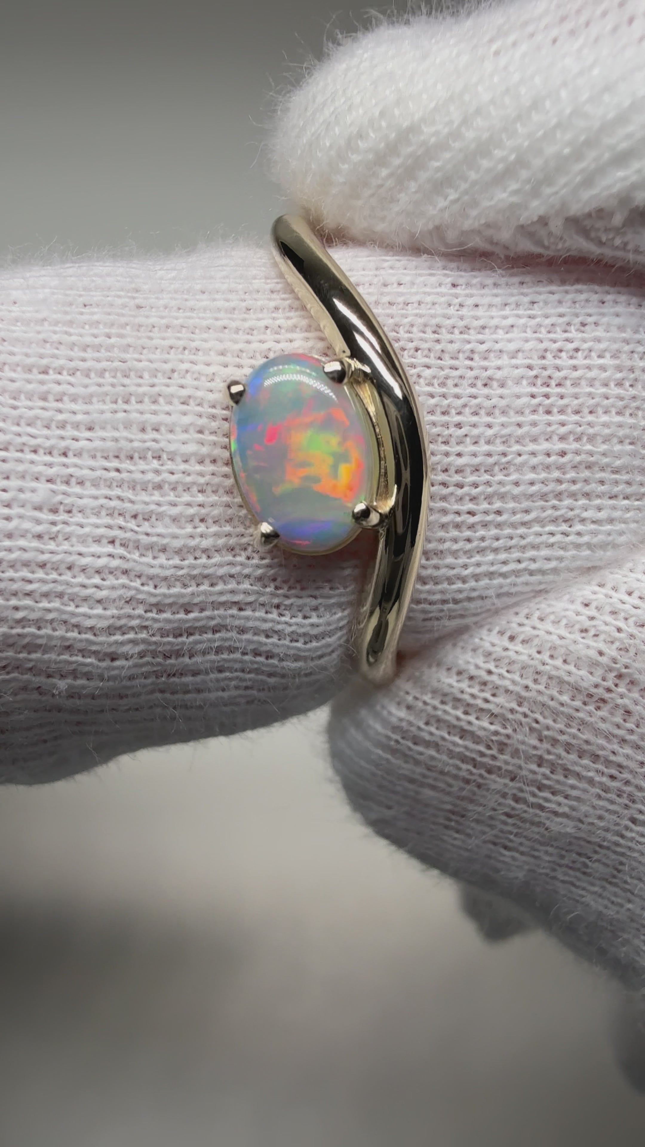 GOLD RING