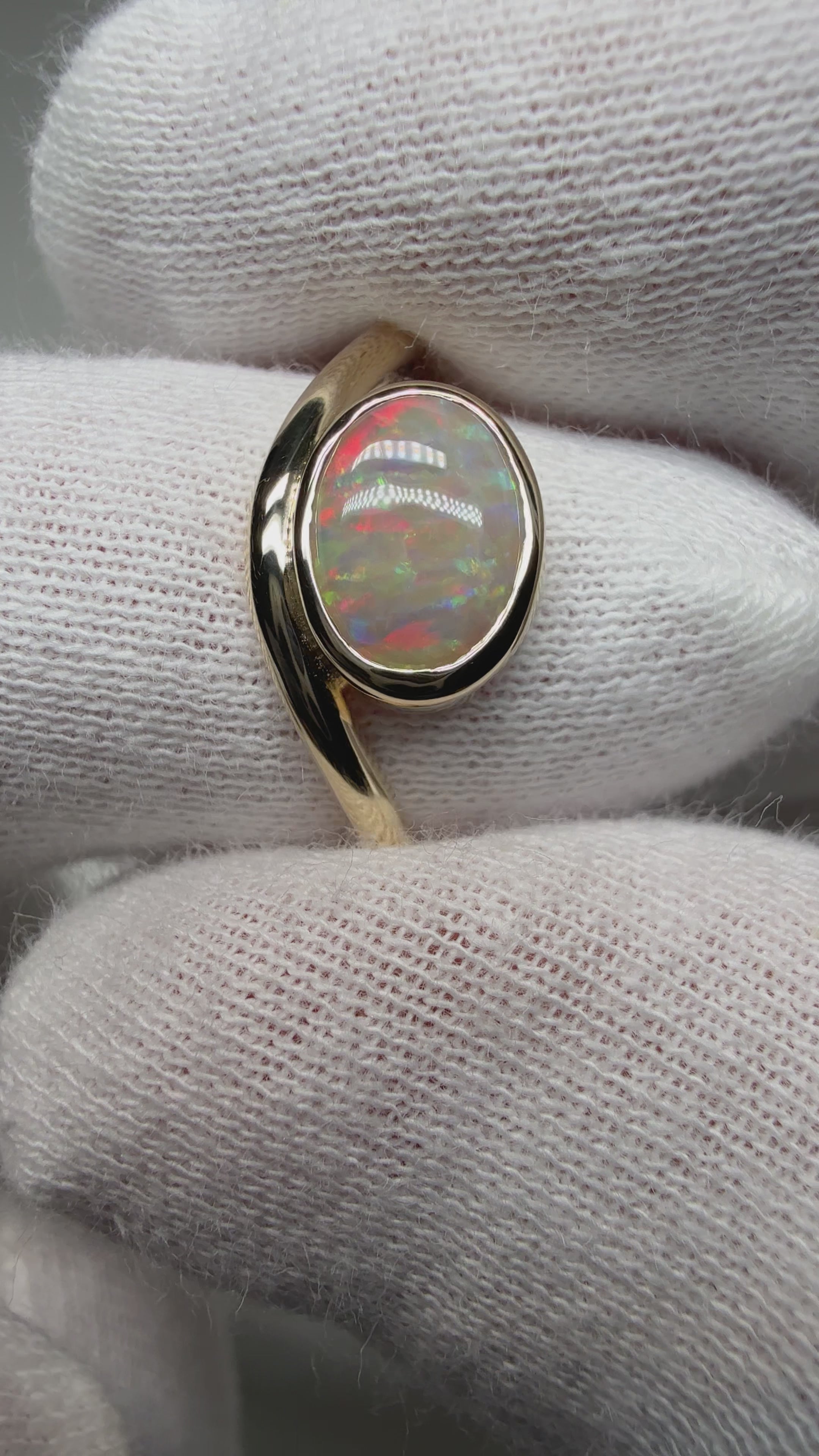 GOLD RING