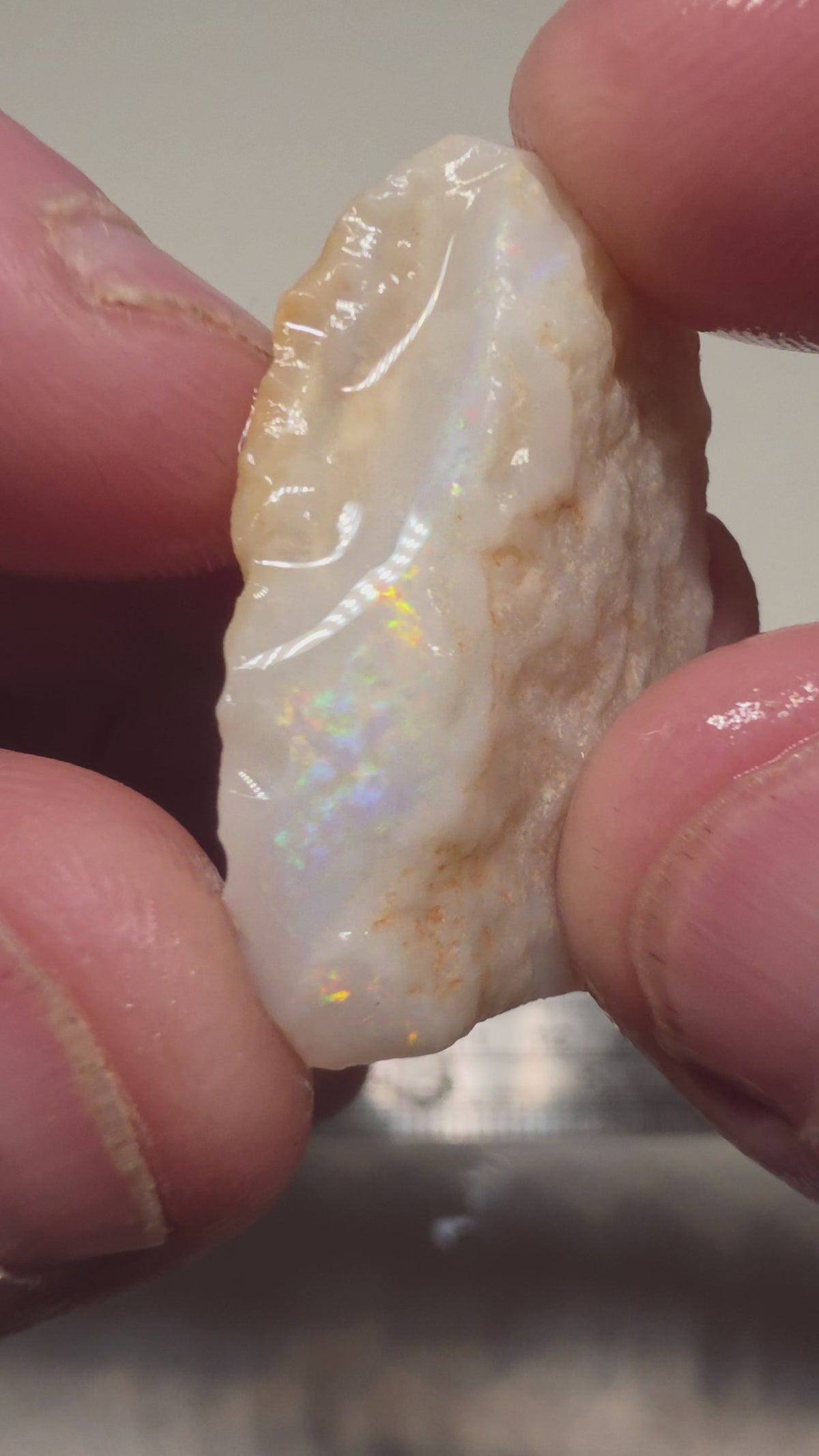 Darker base with a super bright bar 28.70CTS HPT35