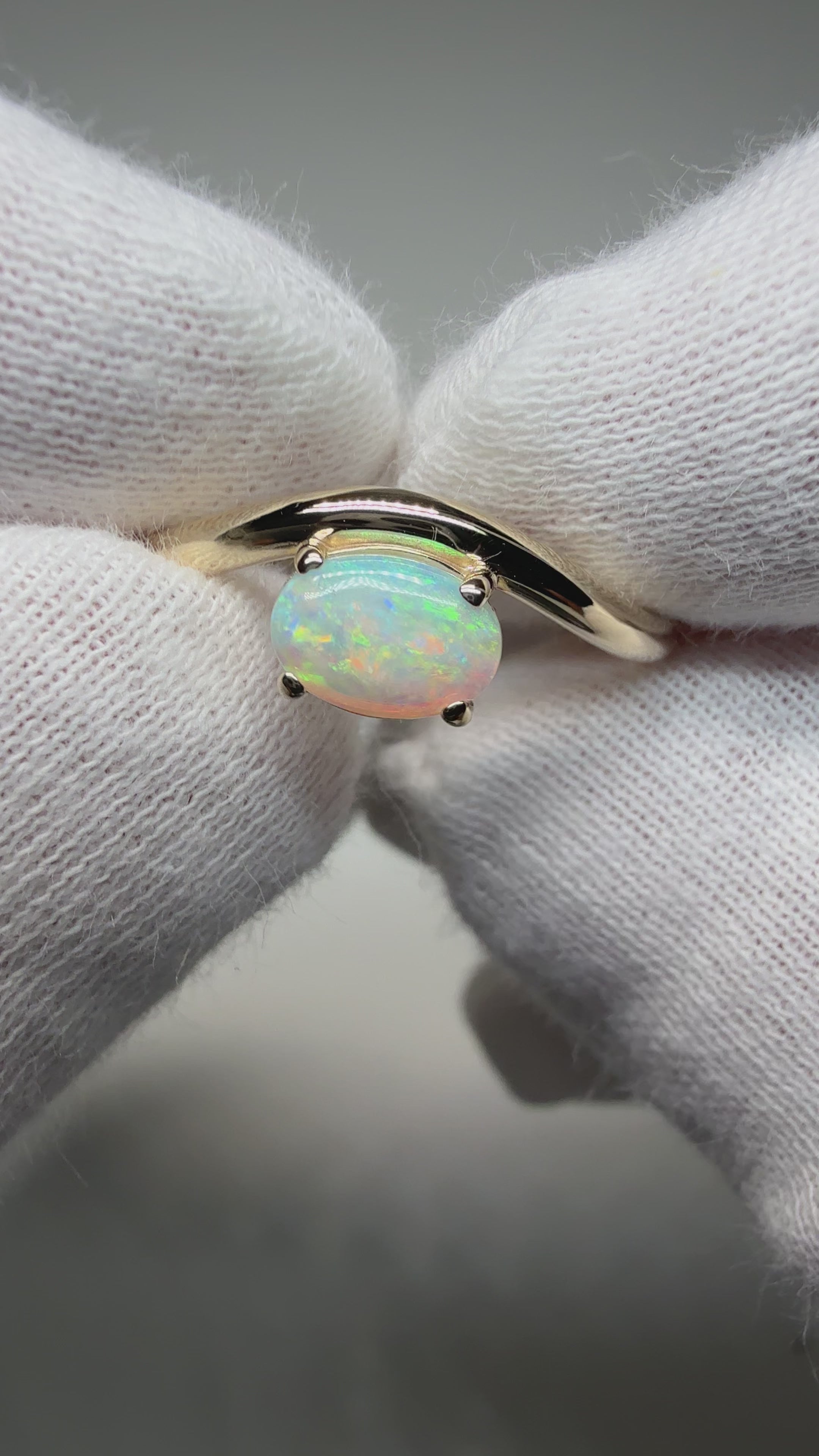 GOLD RING