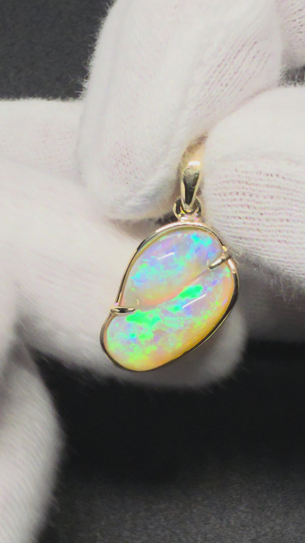 14K SOLID GOLD BREATH TAKING LIGHTENING RIDGE CRYSTAL PENDANT LR2 14CT GOLD
