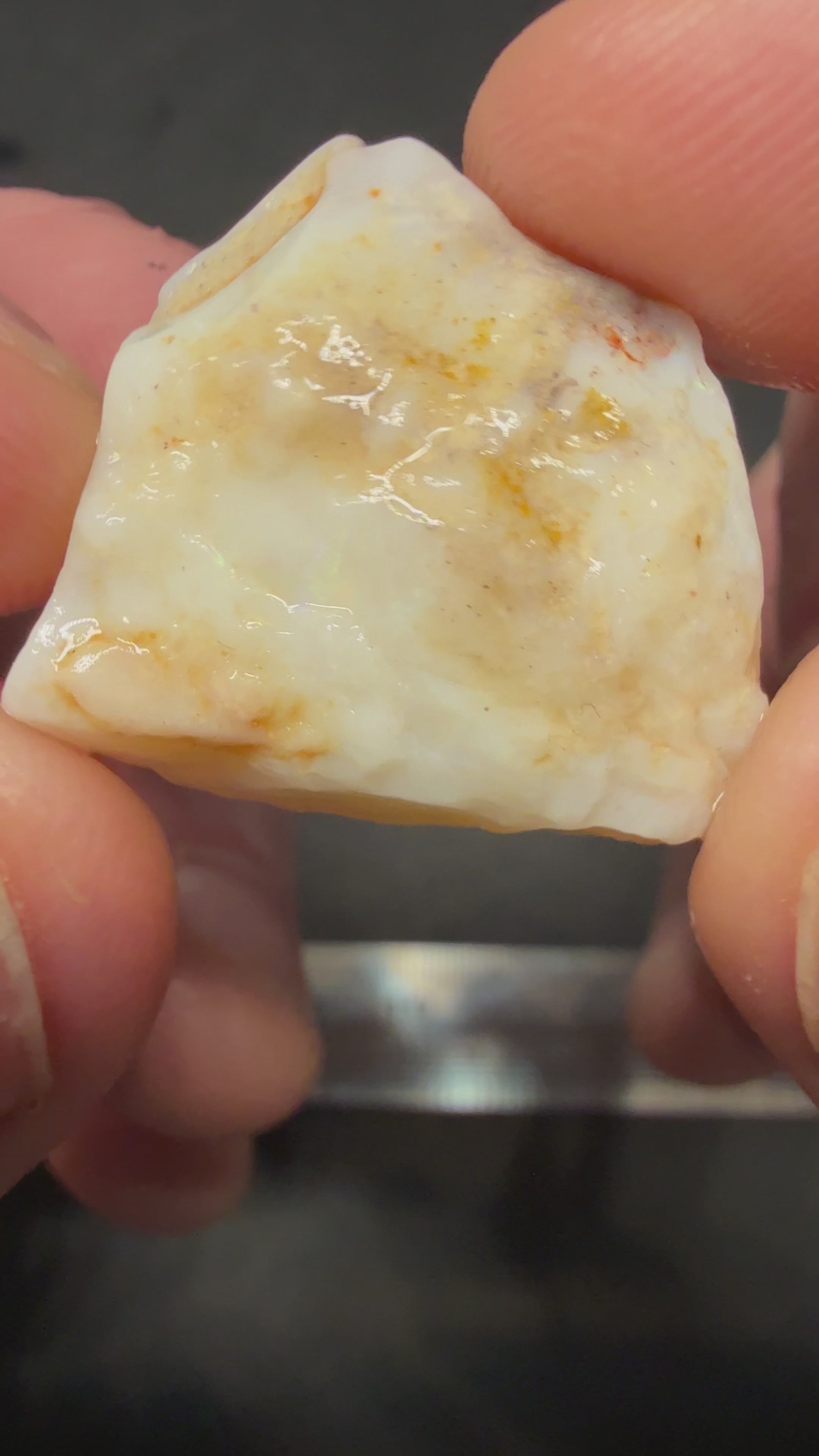 30.25CTS SINGLE STONE CHUNK ZHP7
