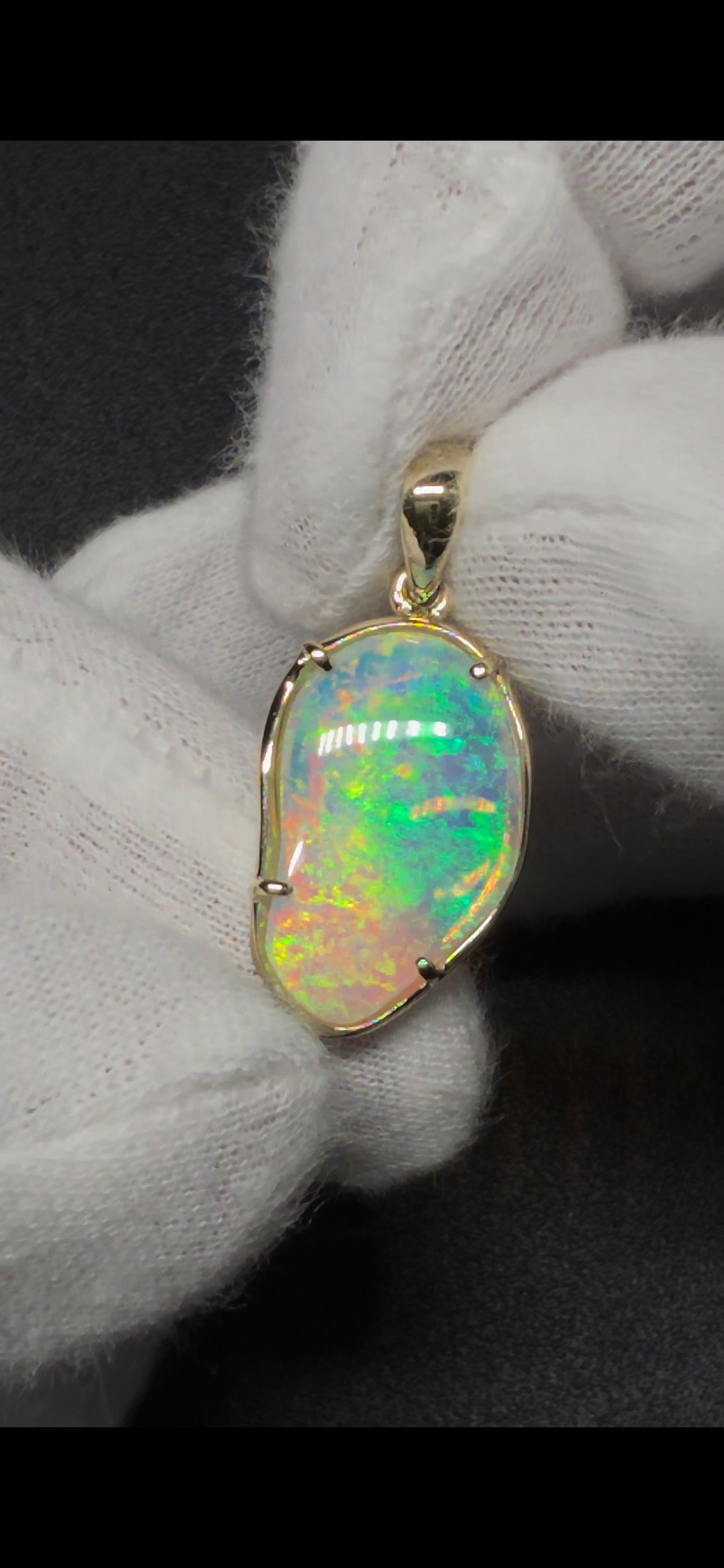 14K SOLID GOLD CRYSTAL SHELL SKIN PENDANT CPJP1