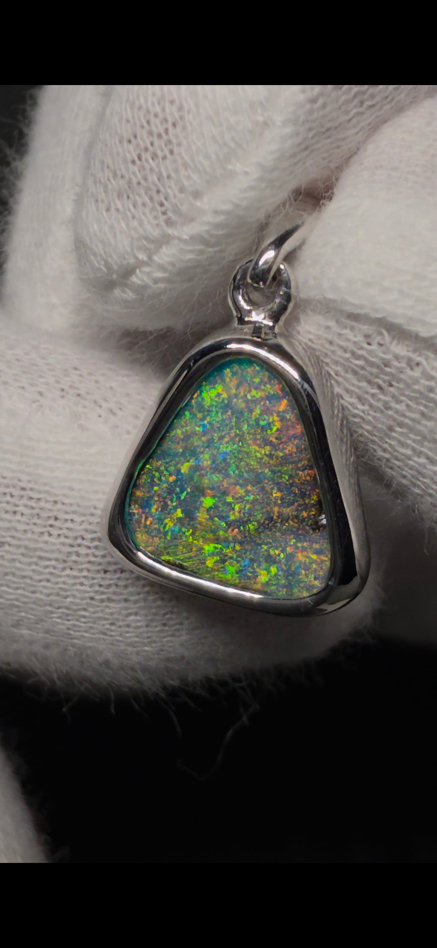 STUNNER 925 STIRLING SILVER BOULDER PENDANT BP83